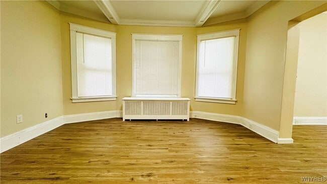 Building Photo - 701 Cedar Ave