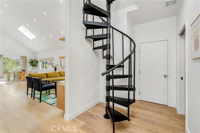 Building Photo - 2240 Ewing St