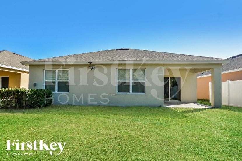 Building Photo - 2620 Falcon Ln