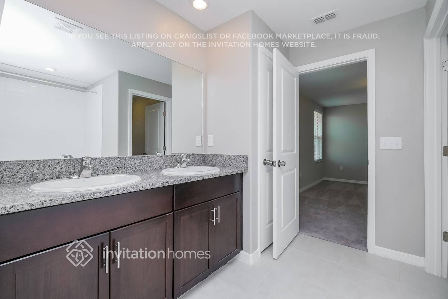 Building Photo - 2224 Treesdale Ave