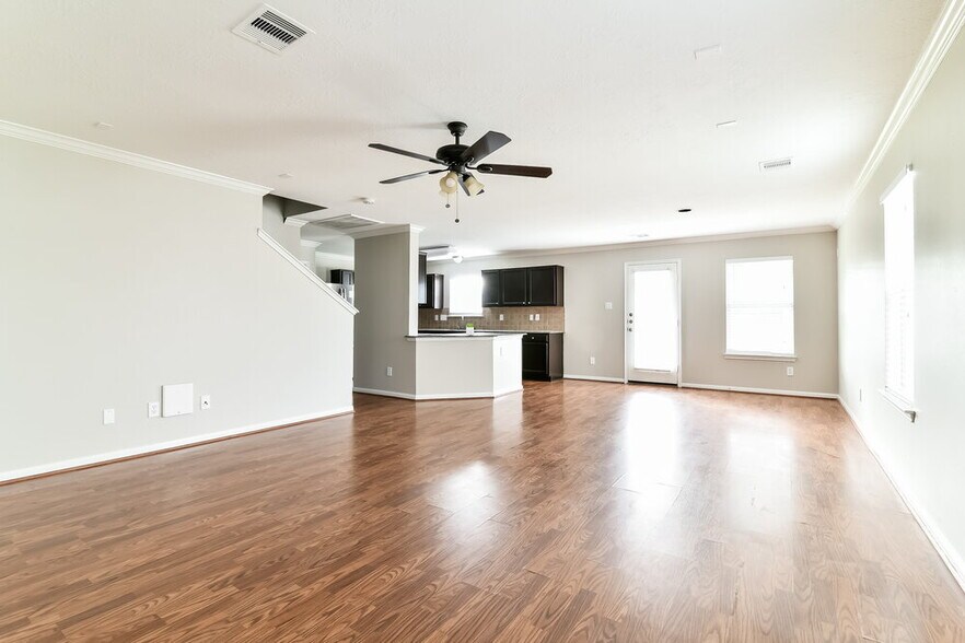 Building Photo - 18215 Rexine Ln