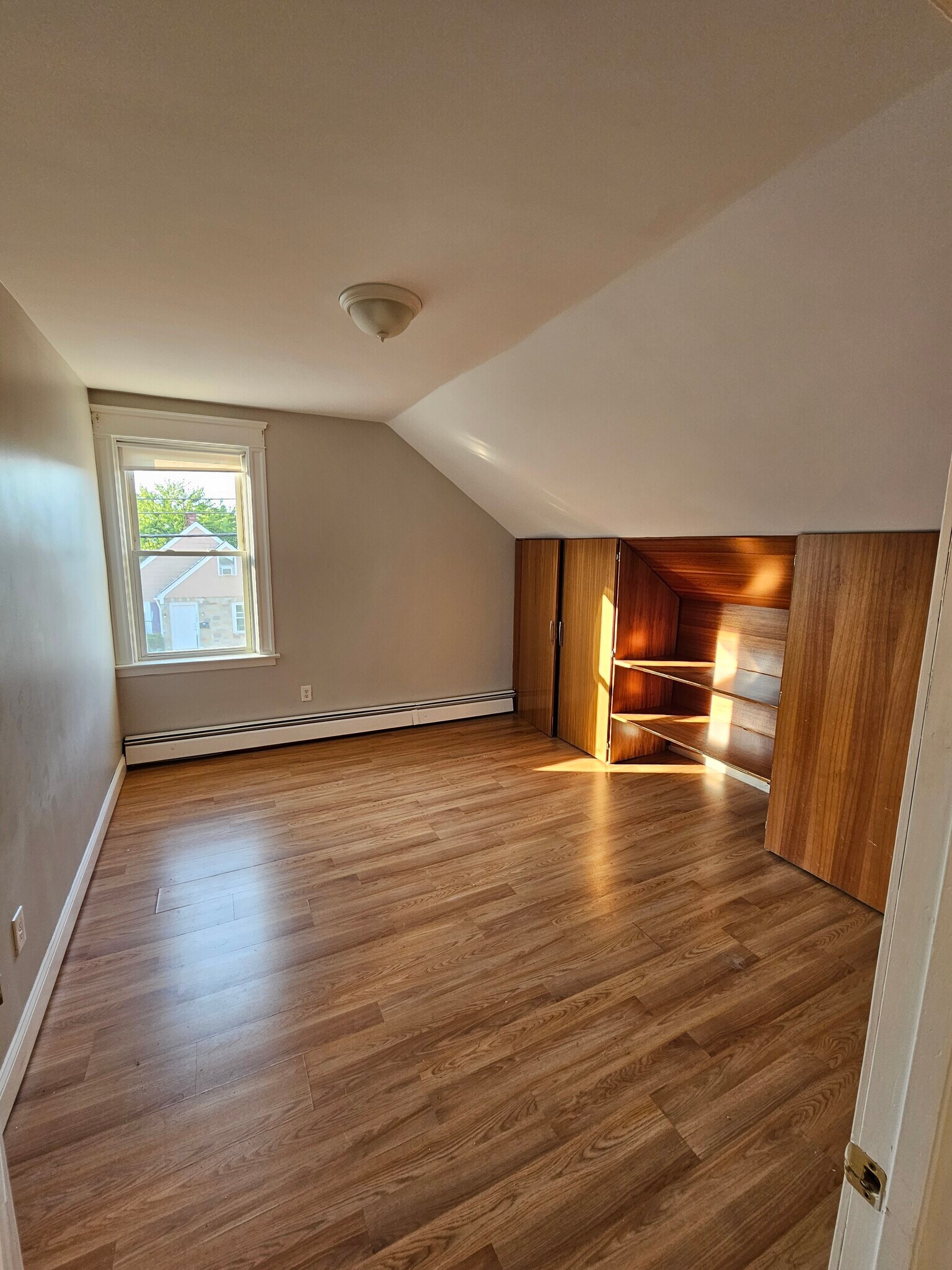 Building Photo - 91 Berkshire St