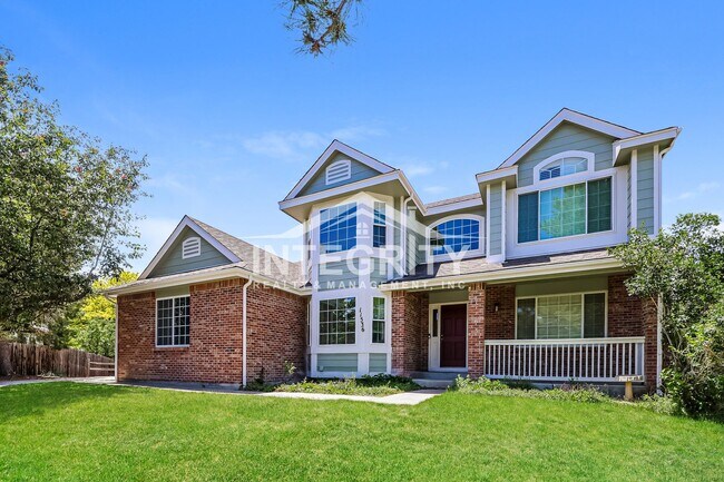 Building Photo - A must-see 5 Bed / 4 Bath home in Parker with stunning mountain views!