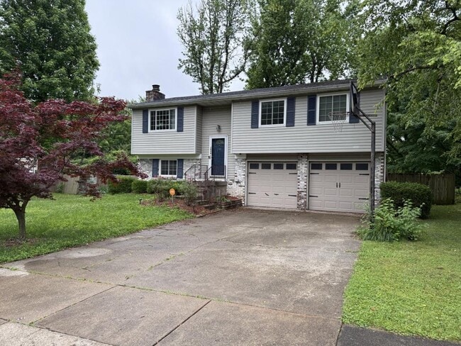 Building Photo - NA-1506 Sportsman Dr