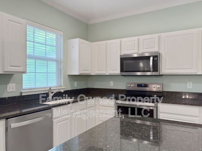 Building Photo - 8627 Grassy Oak Trail