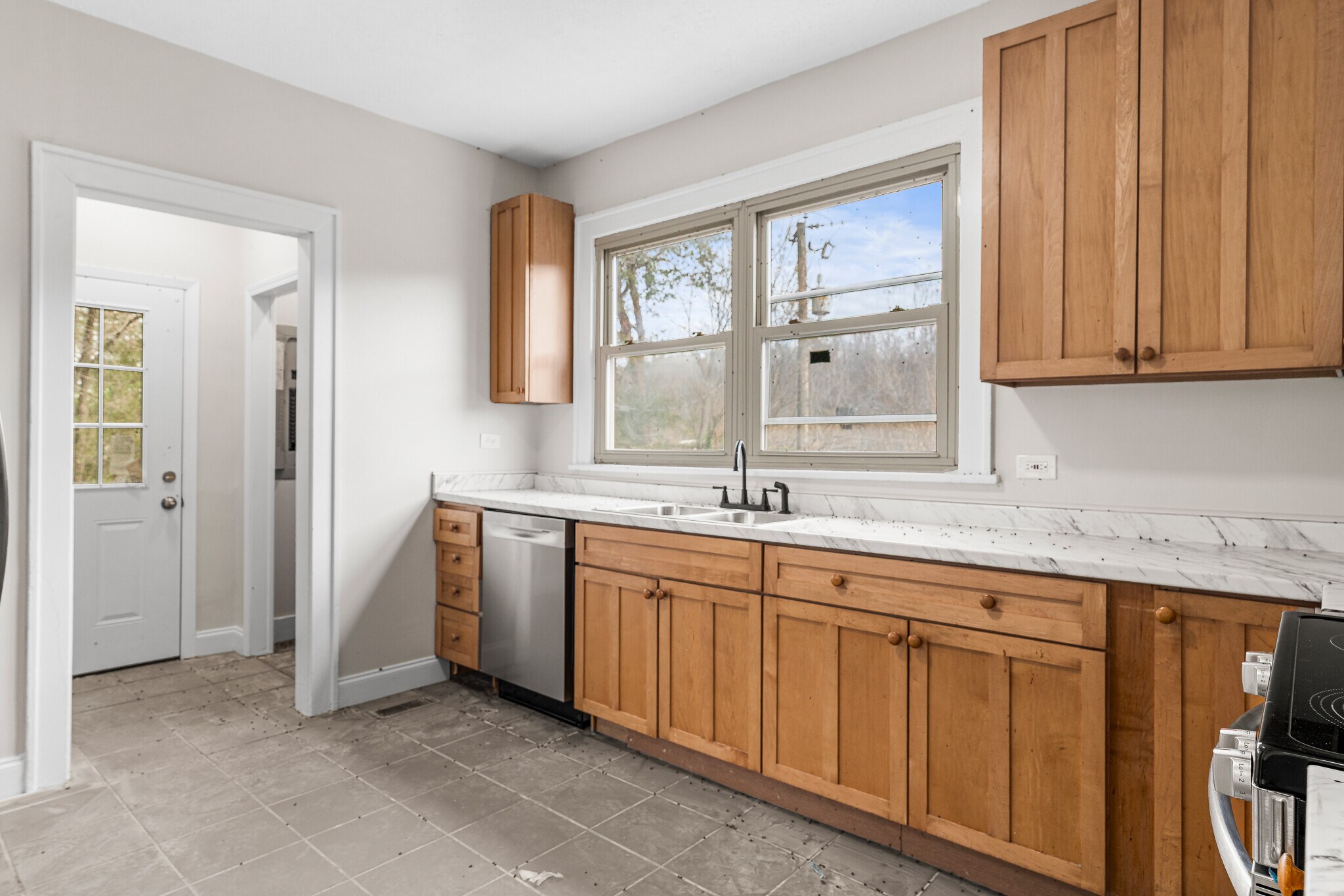 Building Photo - 3515 Greenway Dr