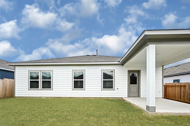 Building Photo - 11931 Wisteria Mdws Dr