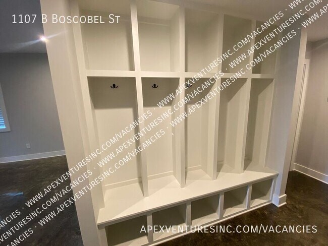 Building Photo - 1107 Boscobel St