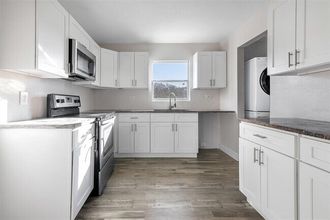 Building Photo - 147 Melanie Ln