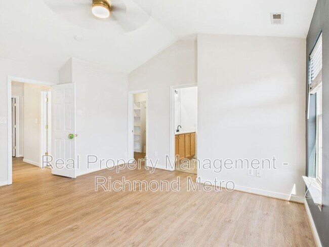 Building Photo - 1149 Grand Brook Dr