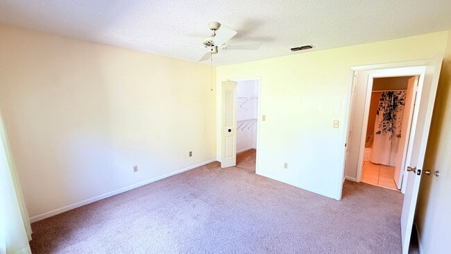 Building Photo - Beautiful 2bed/2ba Town Home in the Amazing Community of Fern Park!