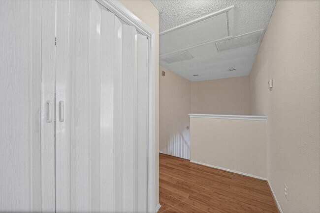 Building Photo - 59 Chelsea Blvd