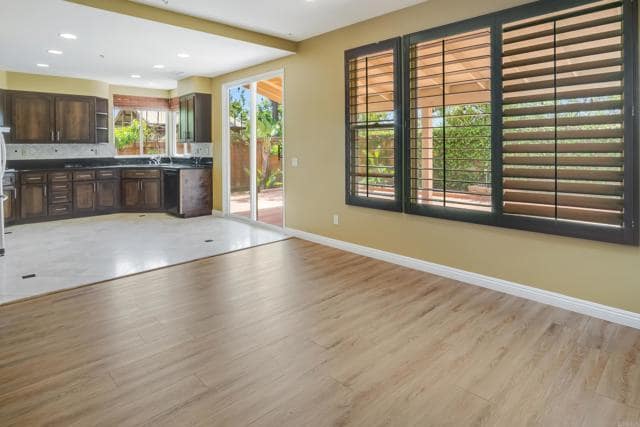 Building Photo - 2480 Bear Rock Glen