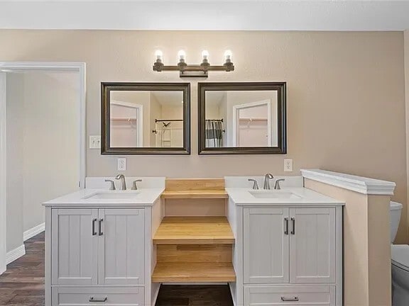 Master Bathroom - 8508 Grandview Dr