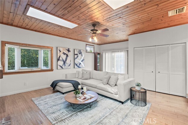 Building Photo - 6313 Bluebell Ave