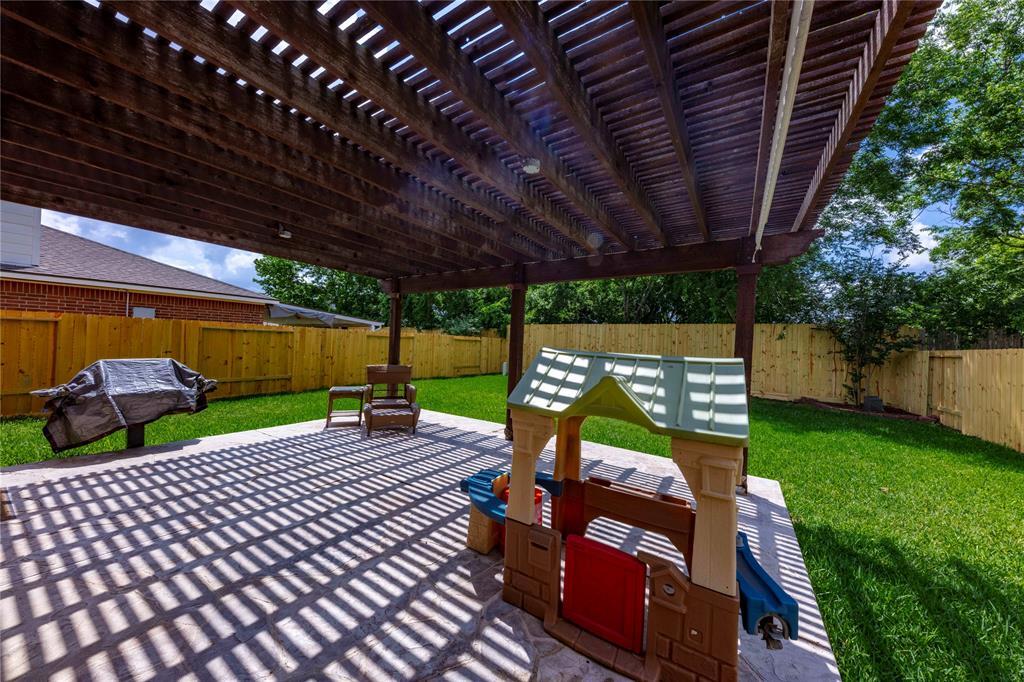 Building Photo - 13907 Bonnetbriar Ln