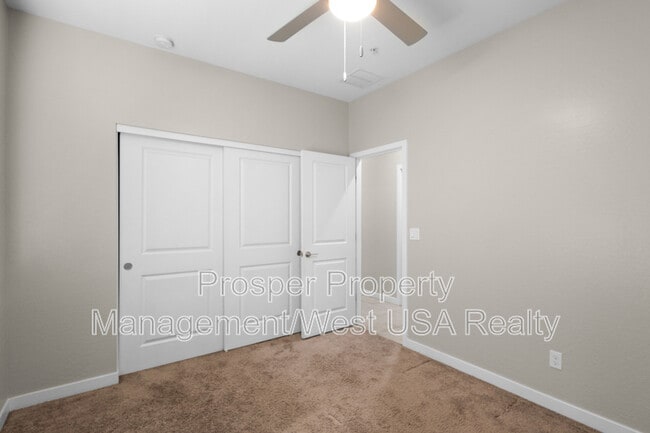 Building Photo - 155 N Lakeview Blvd