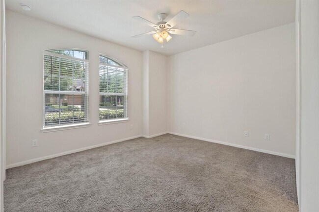 Building Photo - 8193 Tranquil Lake Way