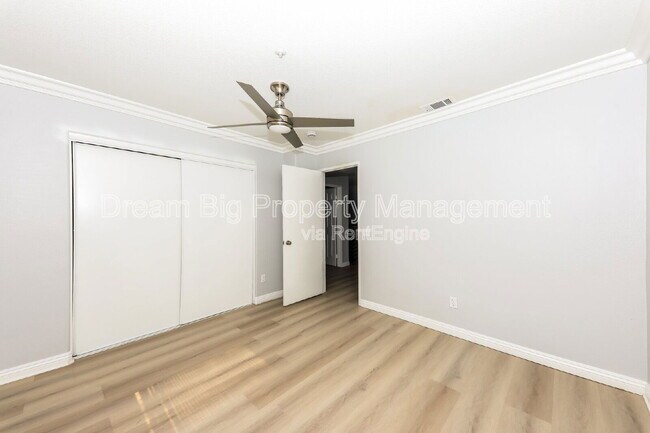 Building Photo - 7882 Angus Way