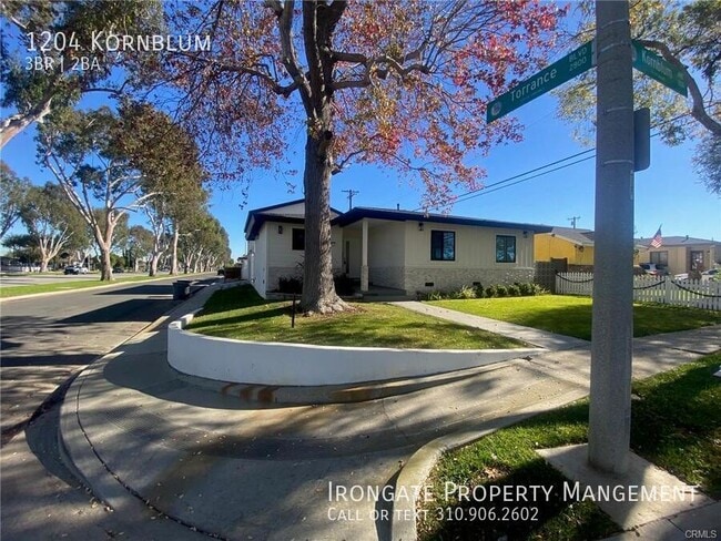 Building Photo - 1204 Kornblum-