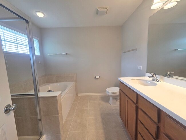 Building Photo - 219 Cassidy Ln