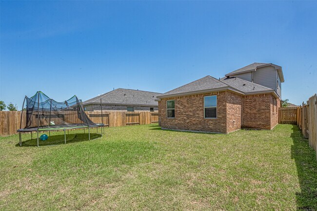 Building Photo - 10914 Webber Ln