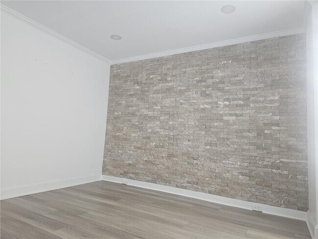 Building Photo - 526 Coopers Pond Dr