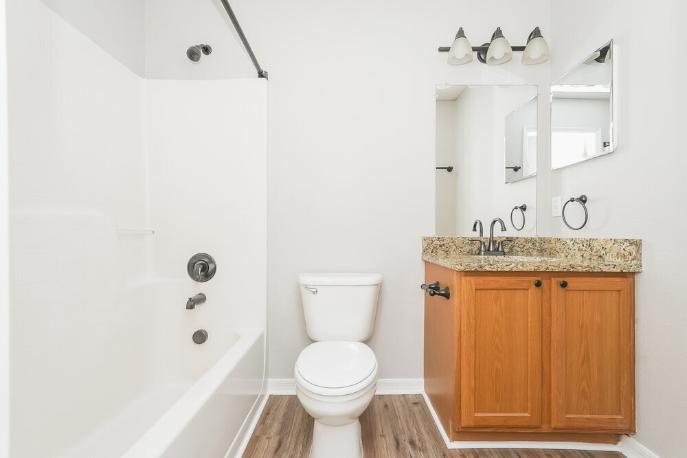 Building Photo - 939 Brenton Leaf Dr