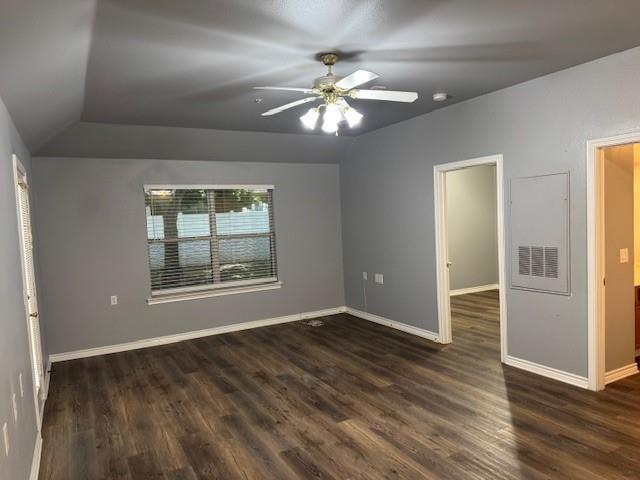 Building Photo - 105 Cobblestone Dr W