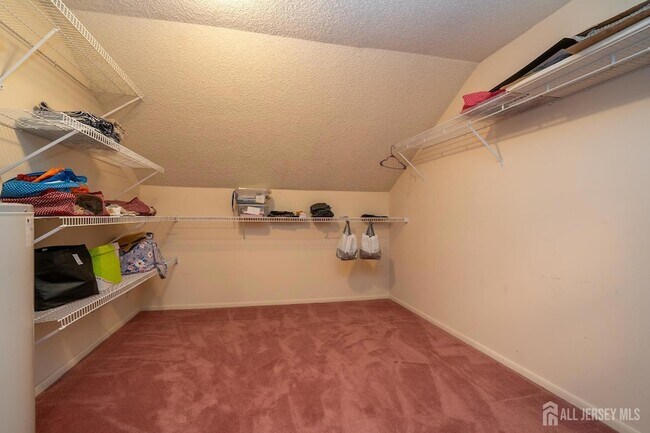 Building Photo - 16 Thoreau Dr