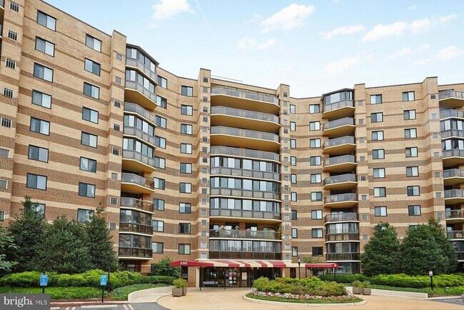 Building Photo - 8360 Greensboro Dr