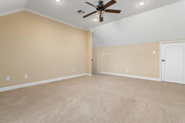 Building Photo - 3525 Windrose Dr