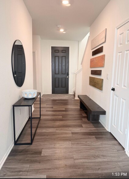 Building Photo - 6213 Albany Sleigh Dr