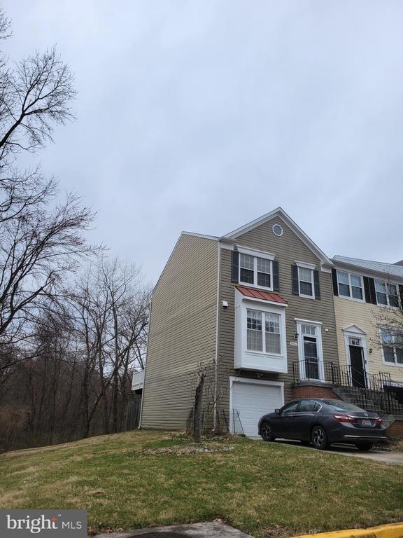 Building Photo - 7913 Brooks Pl