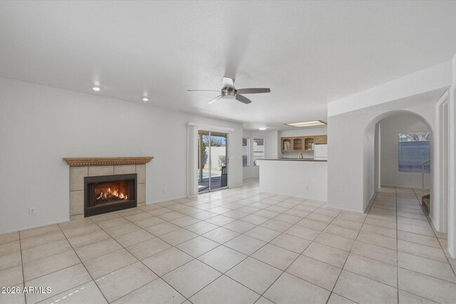 Building Photo - 202 S Del Pueblo St