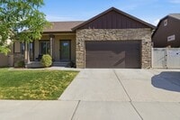 Building Photo - 4779 Plainfield Rd