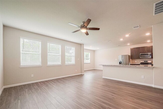Building Photo - 2373 Tavo Trails Dr