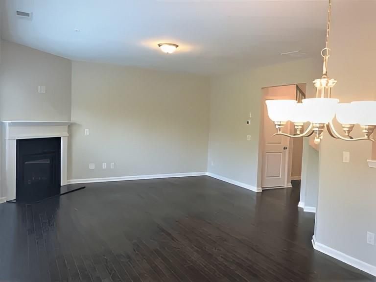 Building Photo - 1327 Elderwood Way