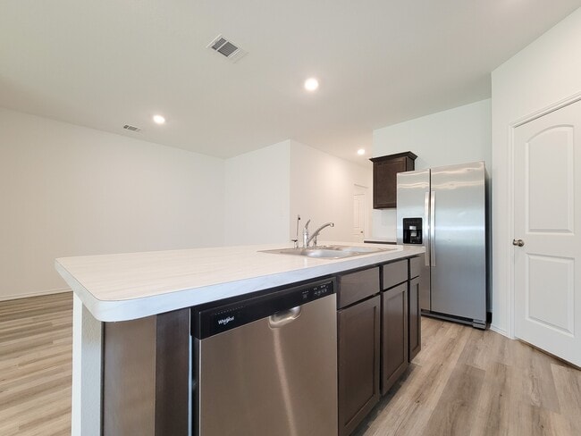 Building Photo - 23651 Silver Concord Dr