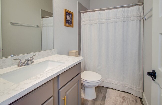 Building Photo - 20810 Clydesdale Post Rd