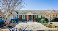 Building Photo - 517 Edgecliff Ln