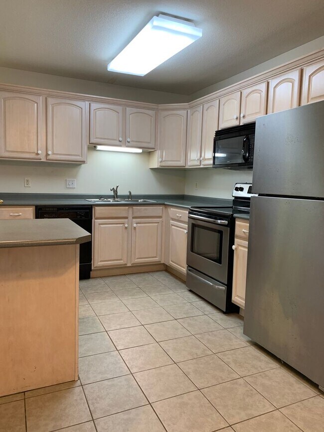 Building Photo - 3bed/2bath Home with Fenced Backyard in Valley View Schools!!!!!!