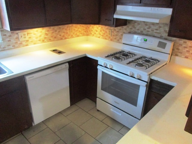 Building Photo - 706 W Mulberry St