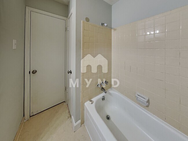 Building Photo - 3657 Prince Andrew Cv