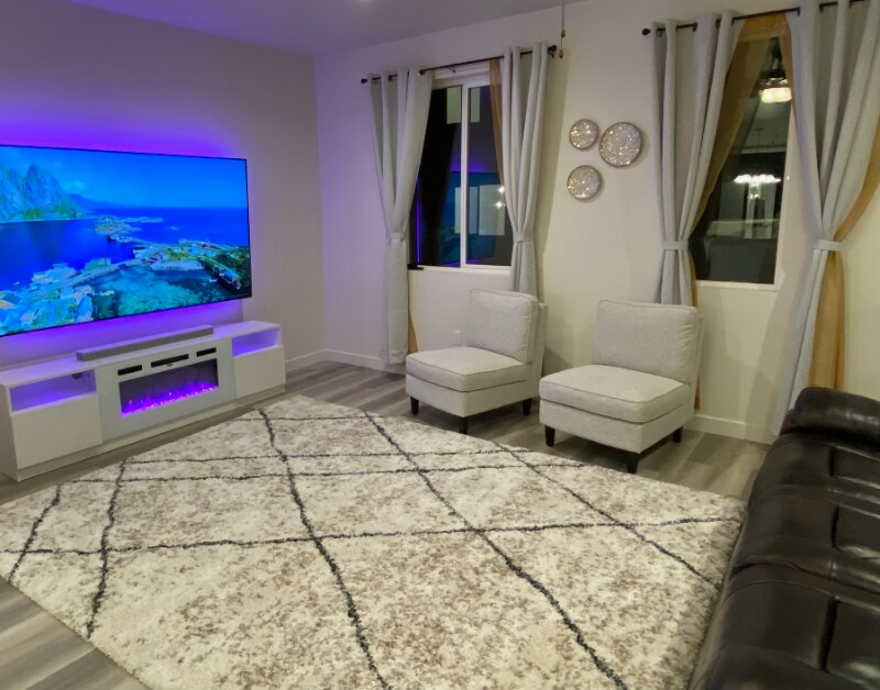 Building Photo - 386 S 700 W