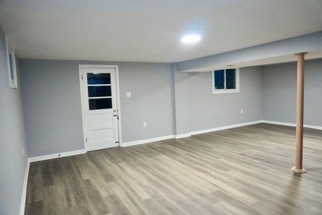 Building Photo - 4917 Manheim Ave