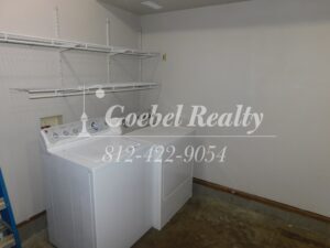 Building Photo - 3 bed 2 bath House on East side!