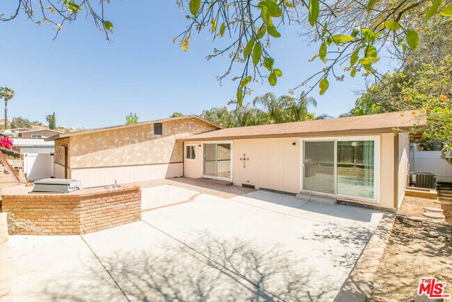 Building Photo - 27584 Onyx Ln
