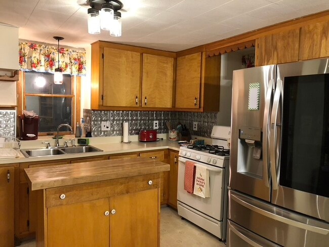 Building Photo - 38 Bumpy Ln