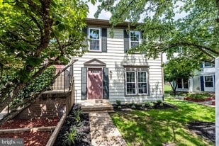 Building Photo - 7422 Barbados Ln